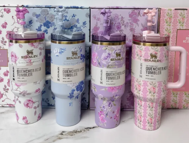 Love Shack Fancy 40 oz Tumbler with Handle BLUE – Floral Stainless Steel Quencher Cup | Coquette Aesthetic Gift Box | Jardin Lover Cup