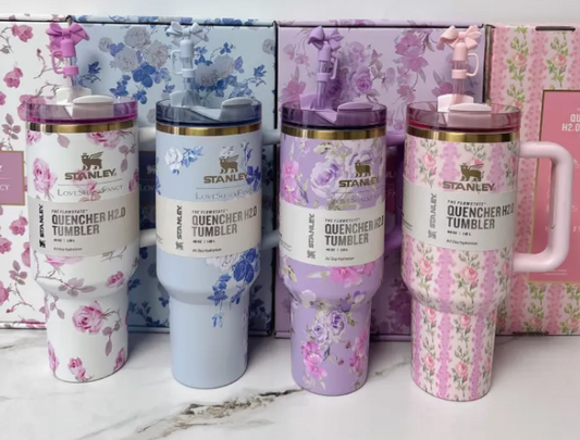 Love Shack Fancy 40 oz Tumbler with Handle BLUE – Floral Stainless Steel Quencher Cup | Coquette Aesthetic Gift Box | Jardin Lover Cup